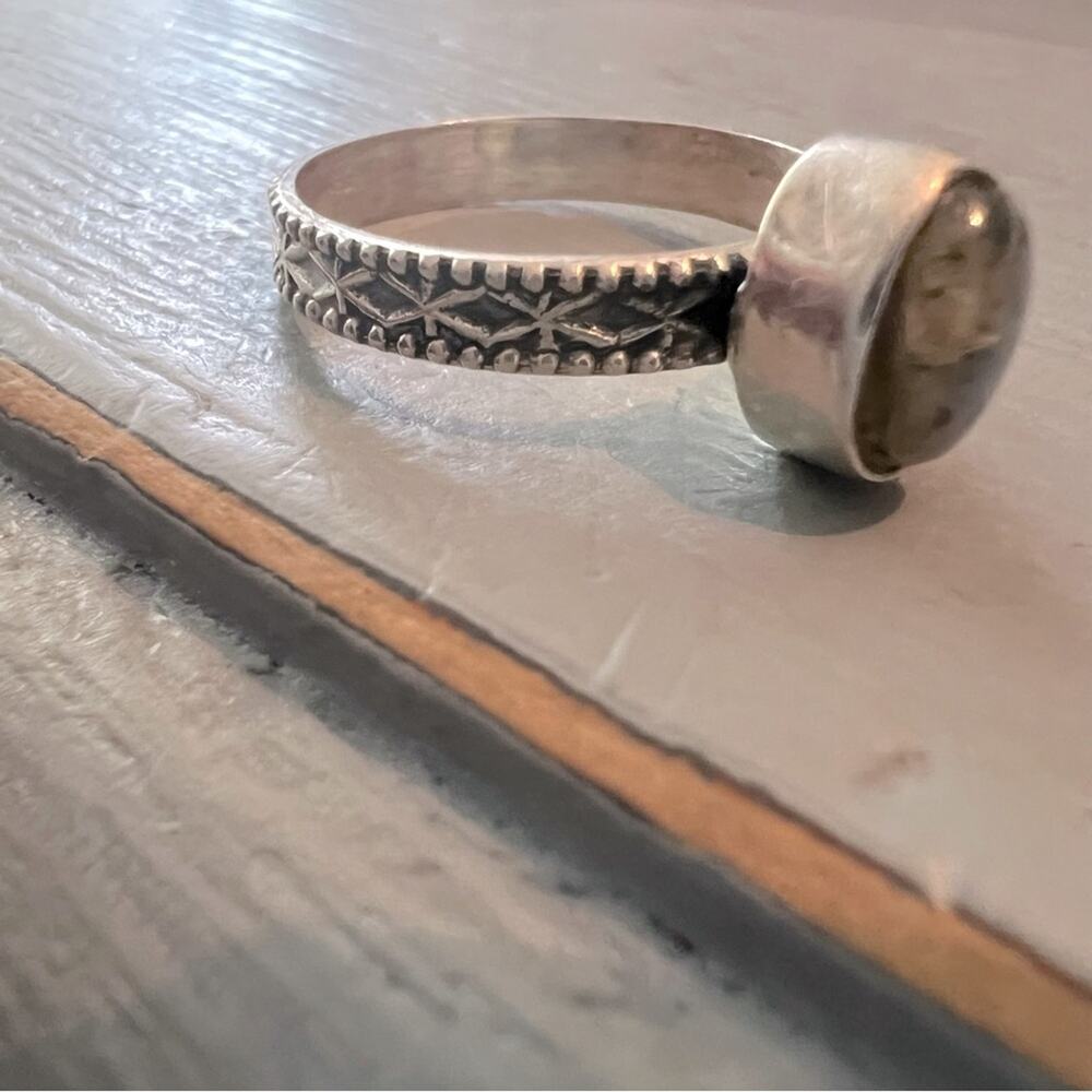 925 Sterling Silver Stone Ring Size 8 - Picture 4 of 11
